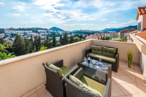 Отель Sunlit Comfort Apartments  Дубровник